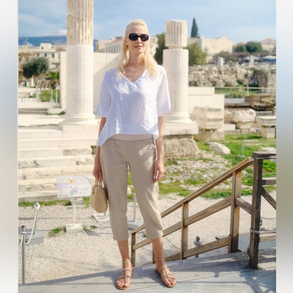 Luxmii Eos Cropped Linen Pants in Oatmeal